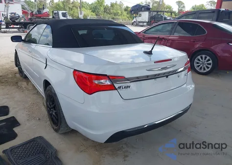 2011 Chrysler 200 Touring из США, поврежденный, VIN 1C3BC2EB4BN589344